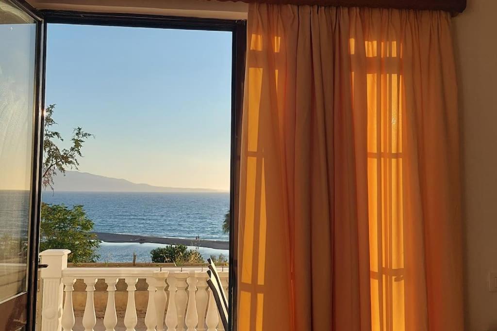 Apartment Tinka In Saranda Exteriér fotografie